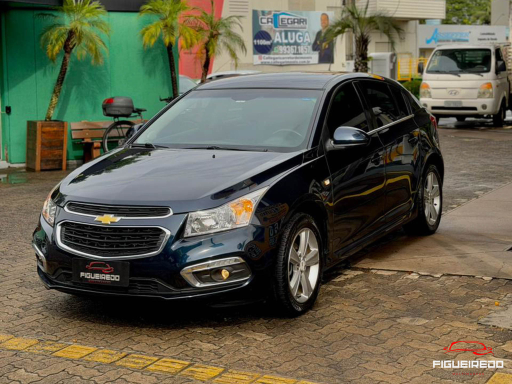 CRUZE SPORT 1.8 LT AUTOMATICO