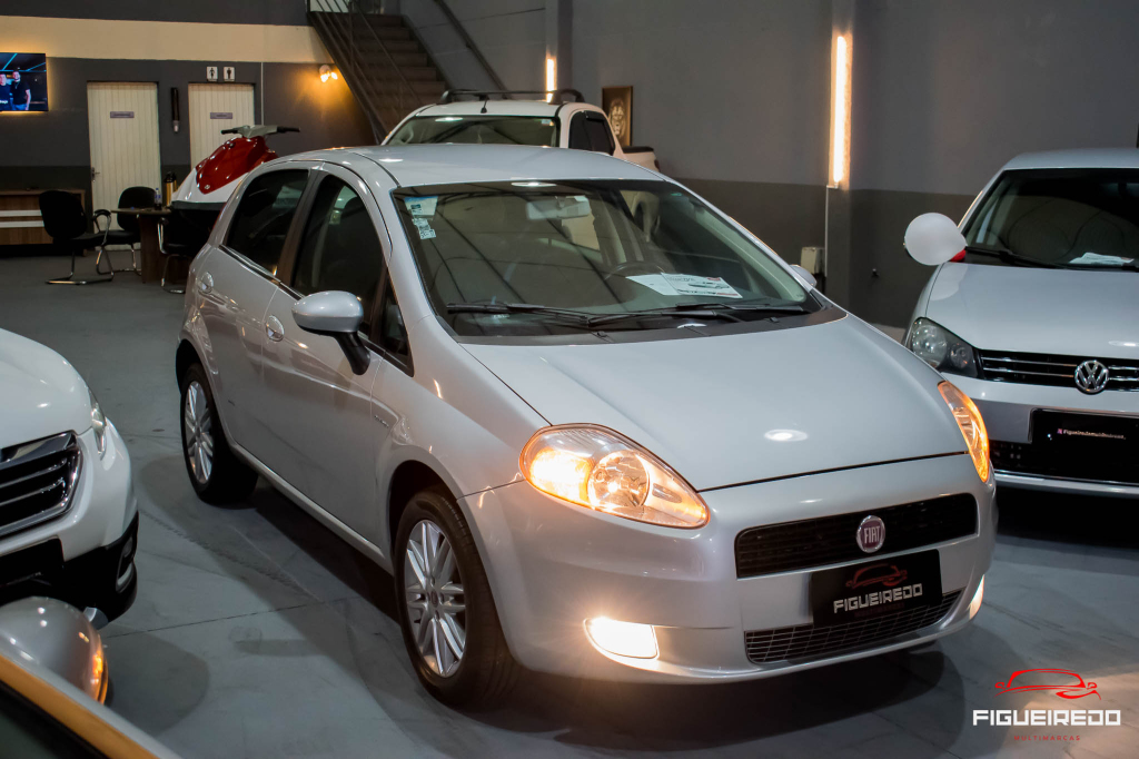 PUNTO 1.8 ESSENCE DUAL